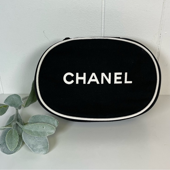 CHANEL Bags Vintage 99s 2000s Chanel Cosmetic Case Travel Bag Pouch
